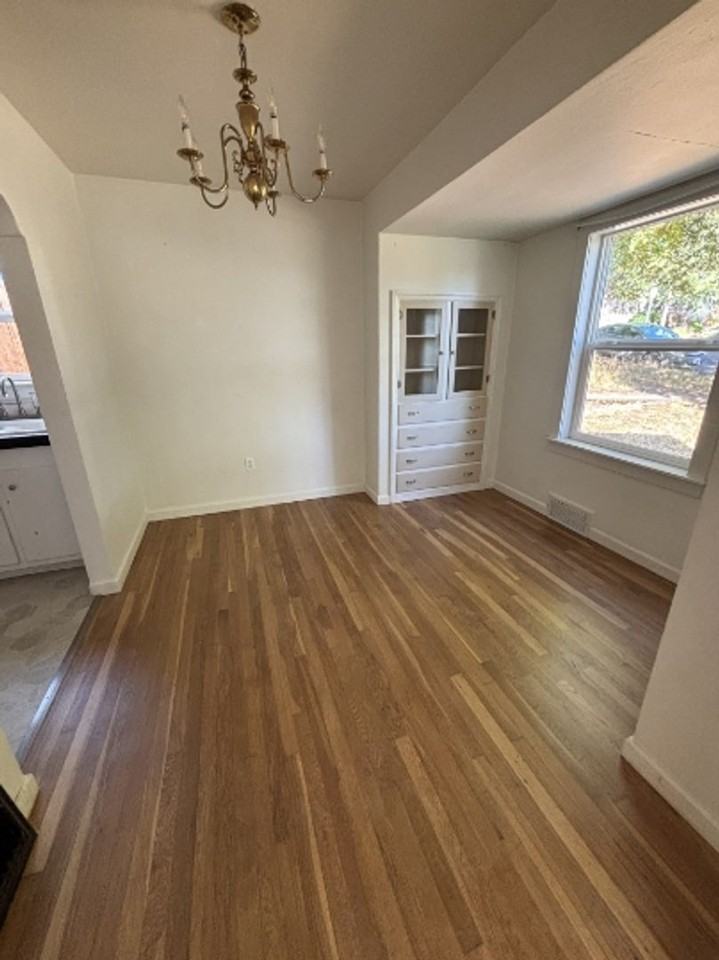 229 Cherry St - Photo 7 of 18