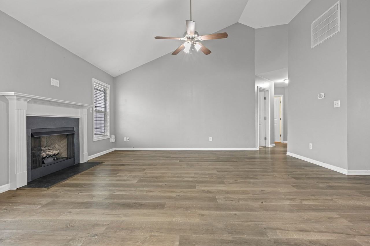 361 Sonoma Rd - Photo 3 of 15