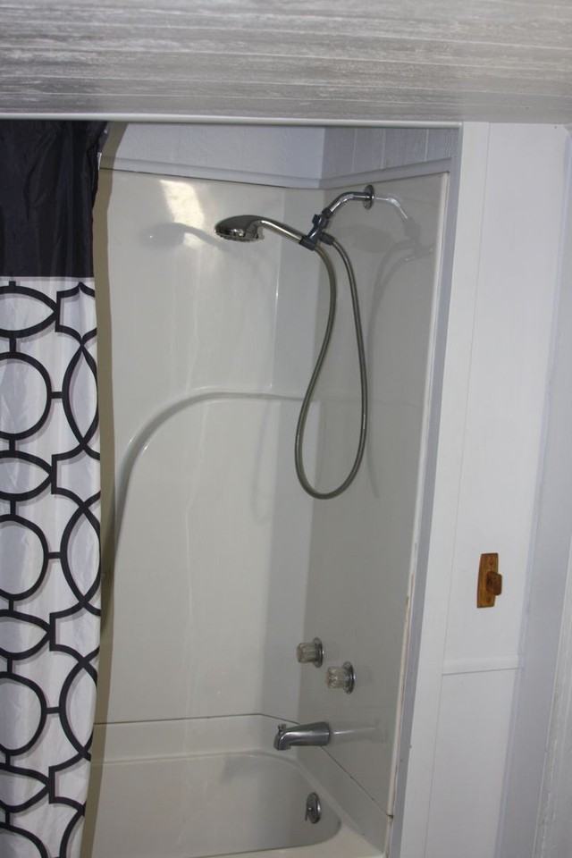 720 N Main St - Photo 6 of 6