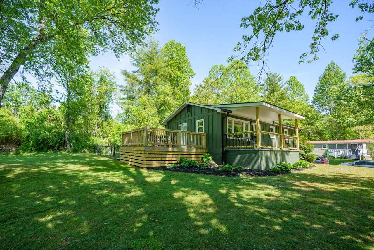 398 Highland Park Rd - Photo 2 of 27