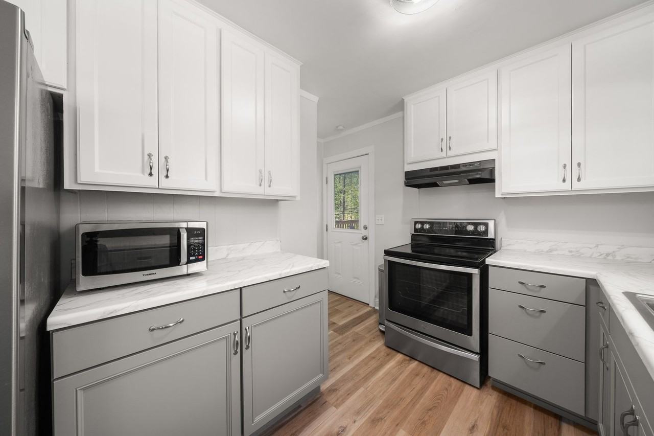 398 Highland Park Rd - Photo 5 of 27