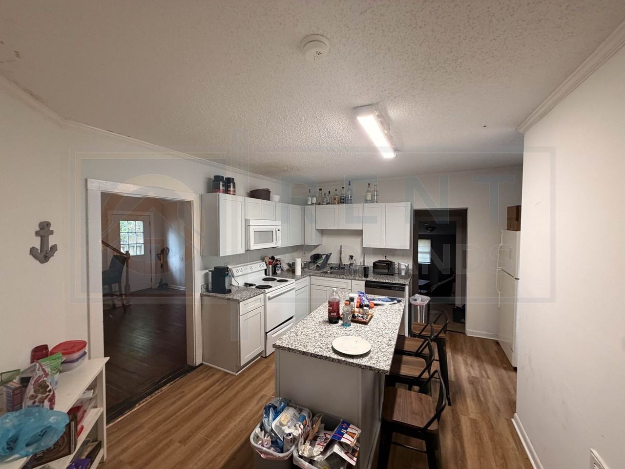 521 Georgia St - Photo 4 of 12