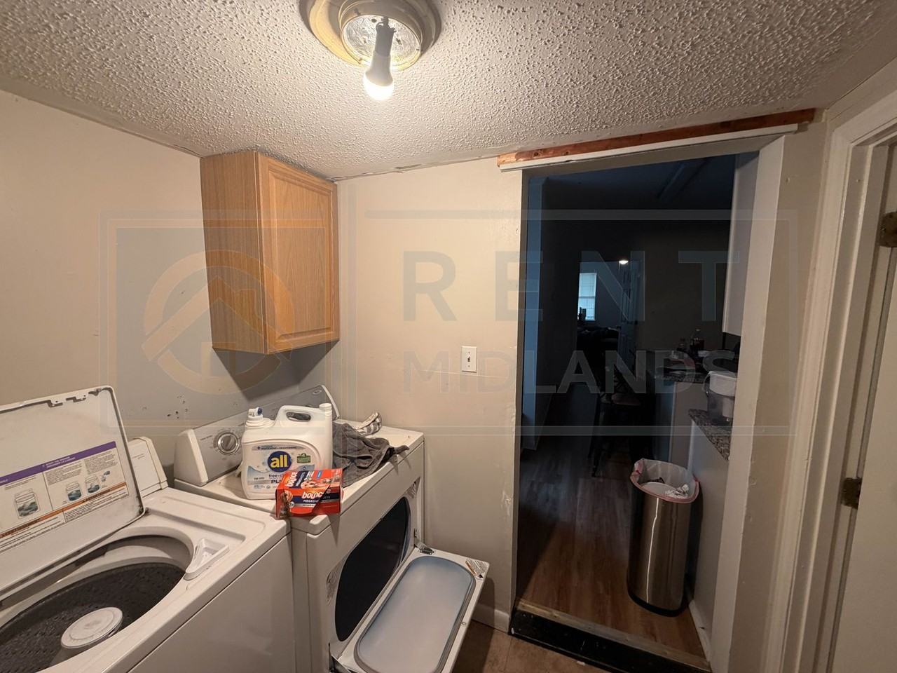 521 Georgia St - Photo 6 of 12