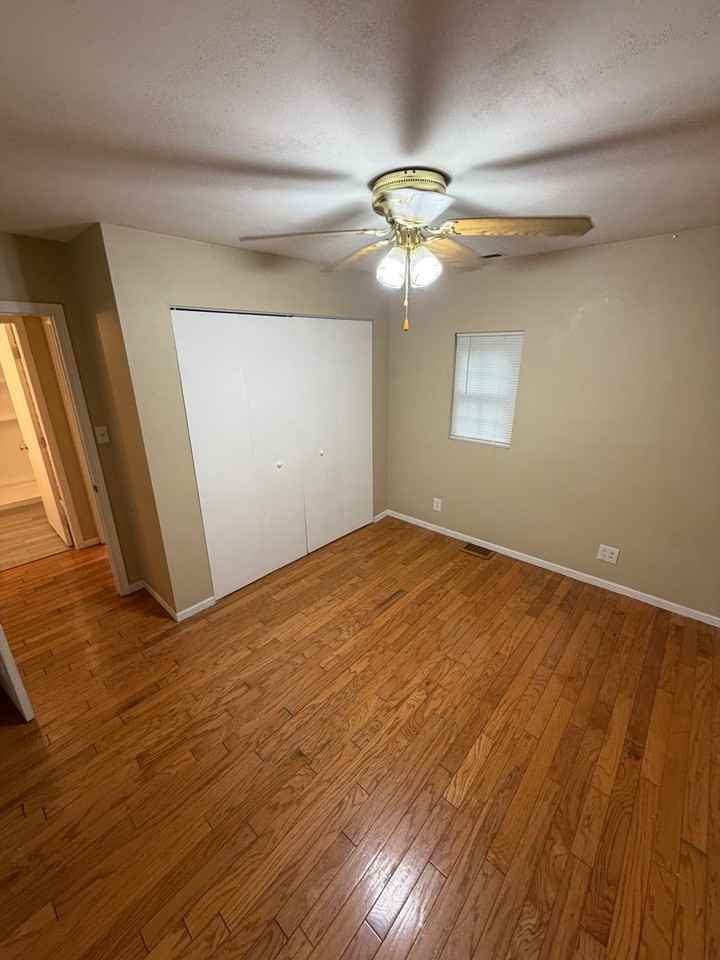 216 N Lincoln Ave - Photo 7 of 7