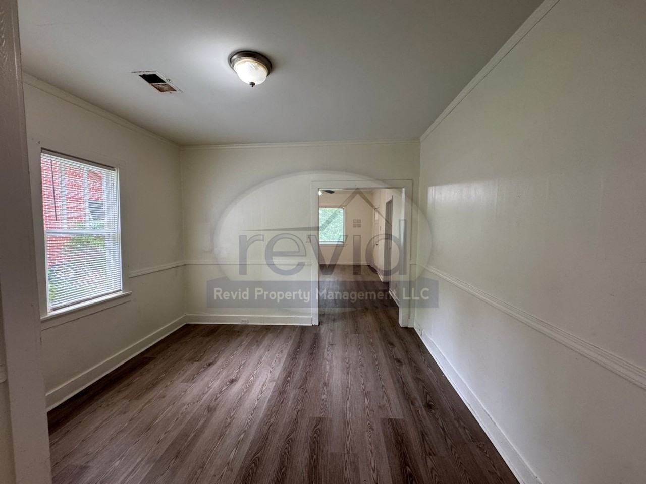 3749 Douglass Ave - Photo 4 of 14