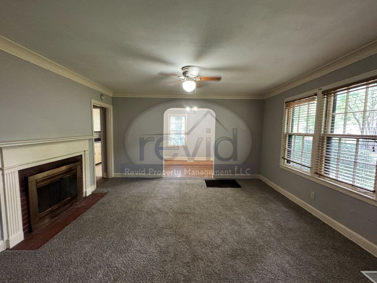 705 S Graham St - Photo 2 of 25