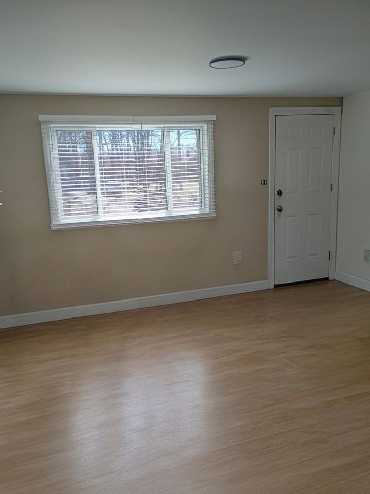 9650 Cooley Lake Rd - Photo 2 of 10
