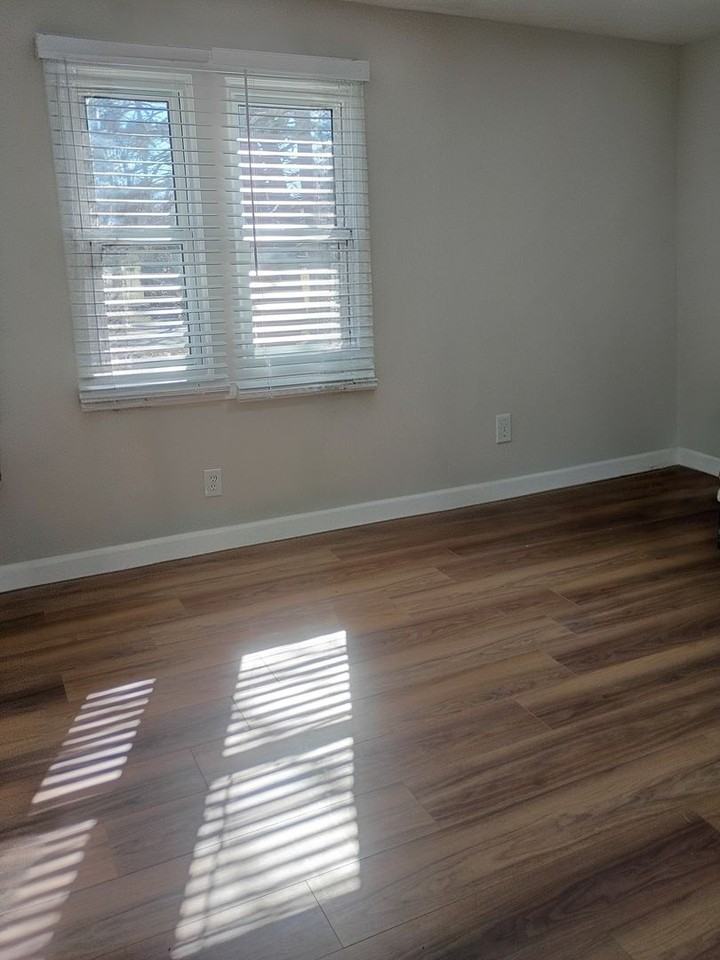 9650 Cooley Lake Rd - Photo 4 of 10