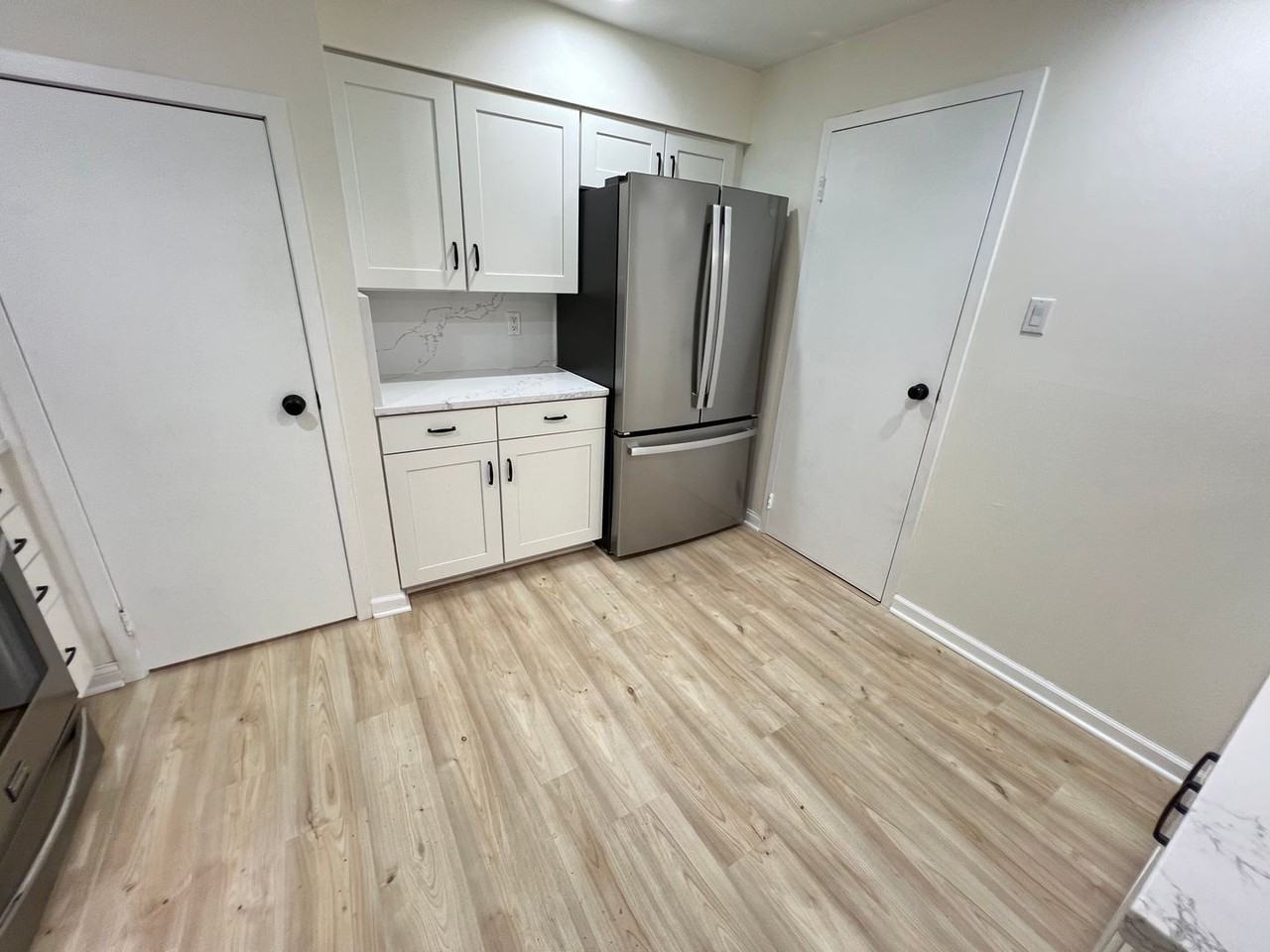 496 N 19th St - Photo 2 of 21