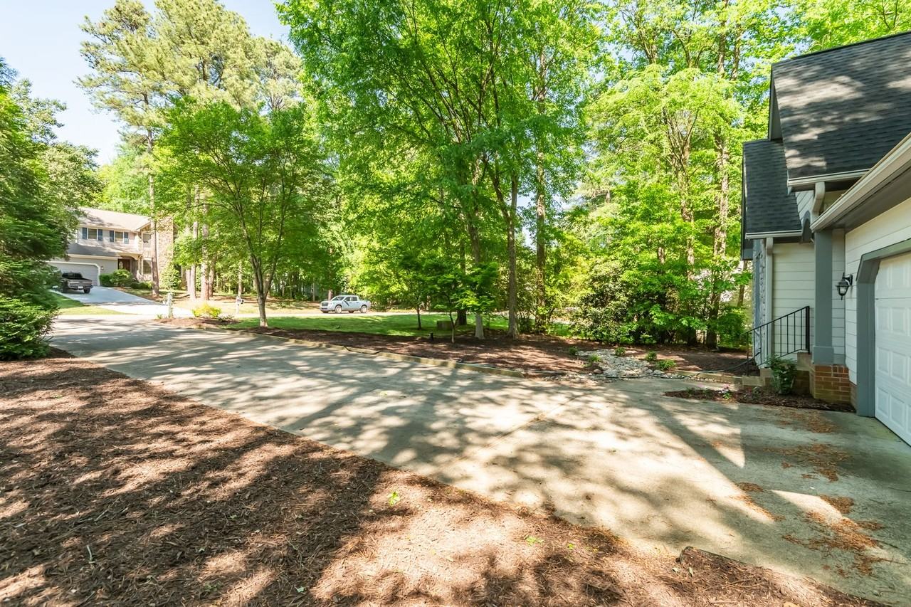 5417 Bakers Mill Rd - Photo 4 of 29