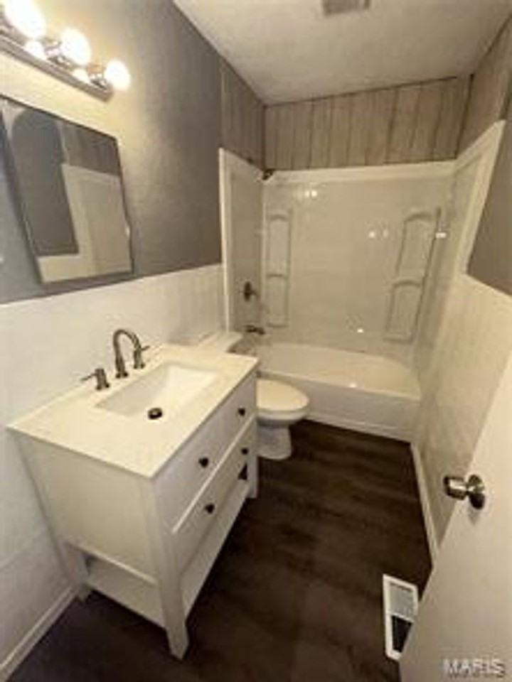 1417 Richard Dr - Photo 2 of 8