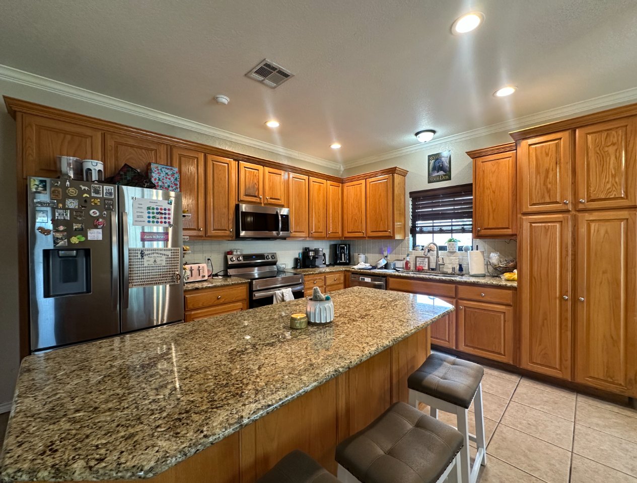 221 Gurley Ln - Photo 2 of 30