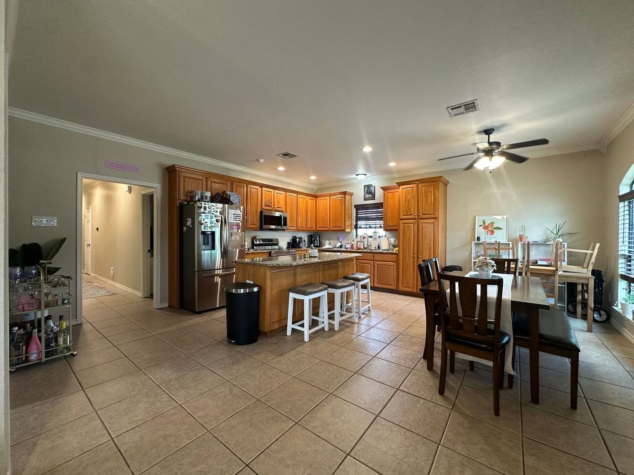221 Gurley Ln - Photo 3 of 30