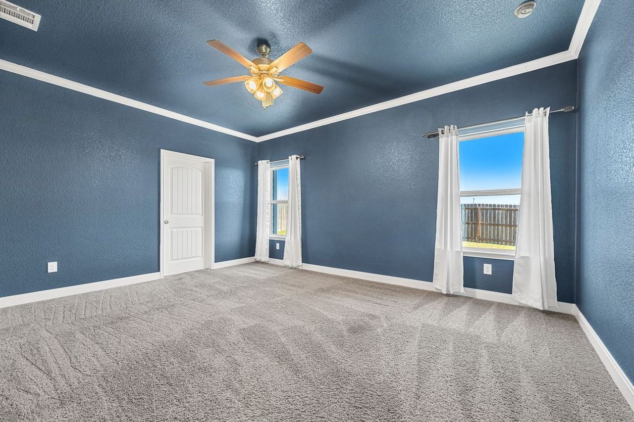 1526 Black Kettle Trl - Photo 6 of 29