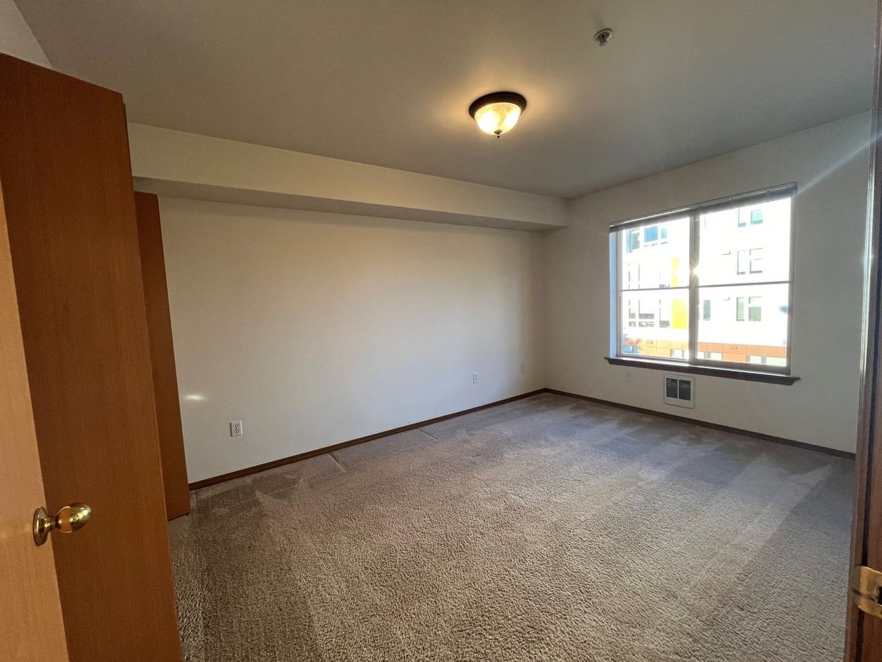 Bella Mar Apartments - Photo 6 of 24