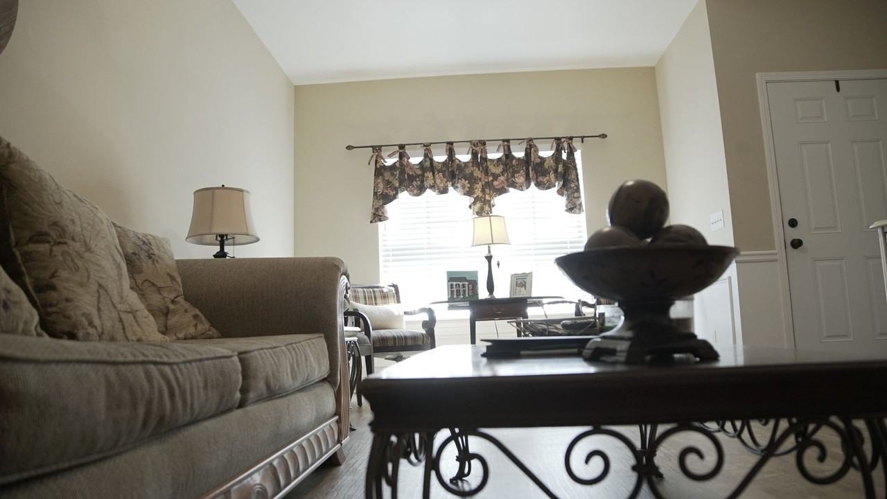 106 Reserve Ln - Photo 2 of 4