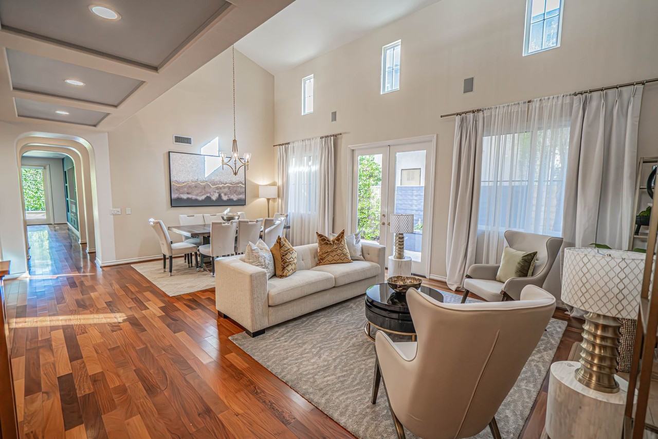 24903 Ironwood Dr - Photo 3 of 45
