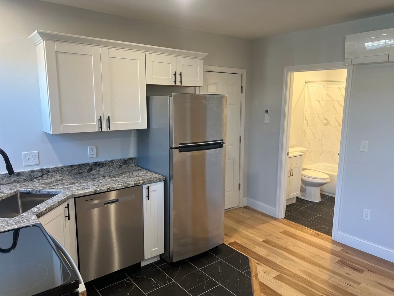 20 Alfred St - Photo 3 of 12