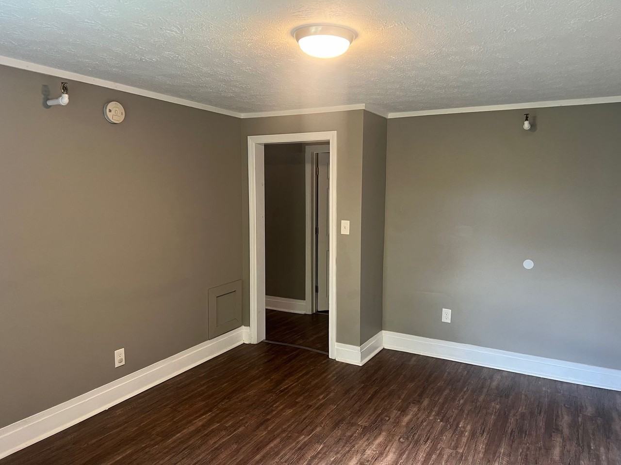 159 Elm St - Photo 4 of 11