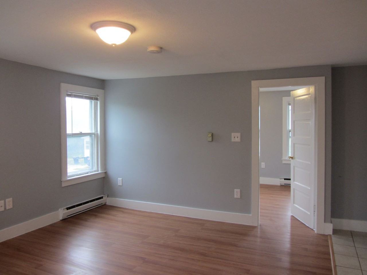 397 Alfred St - Photo 3 of 12