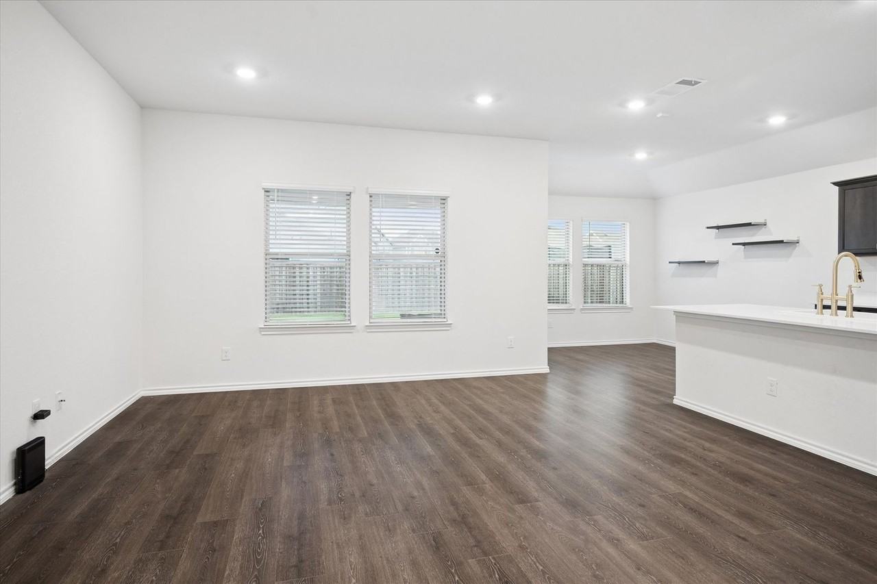 13109 Don Fisher Ln - Photo 3 of 15