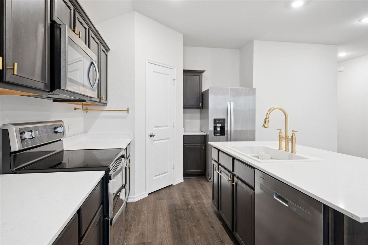 13109 Don Fisher Ln - Photo 7 of 15