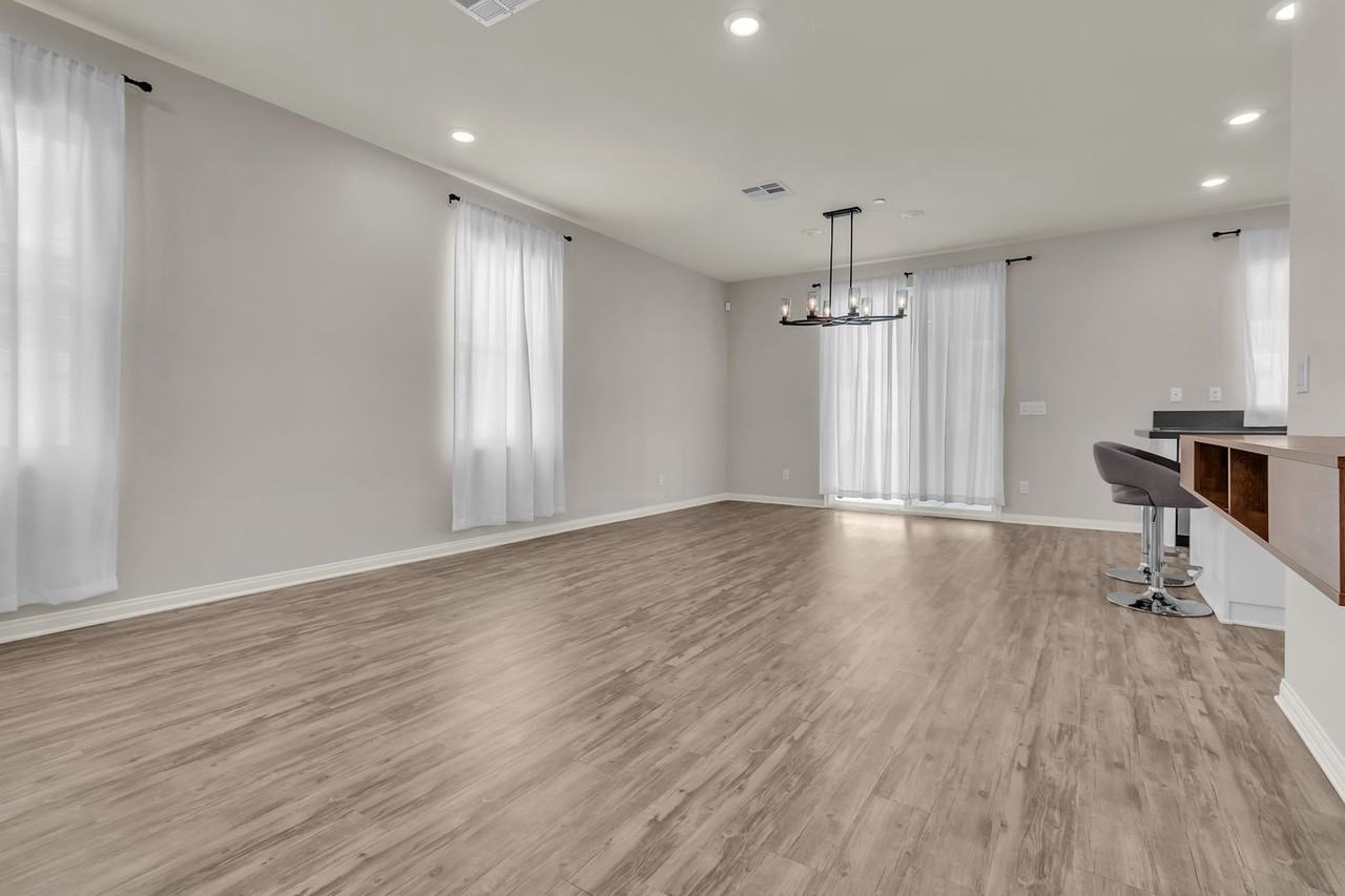 20720 Spring Mountain Rd - Photo 6 of 31