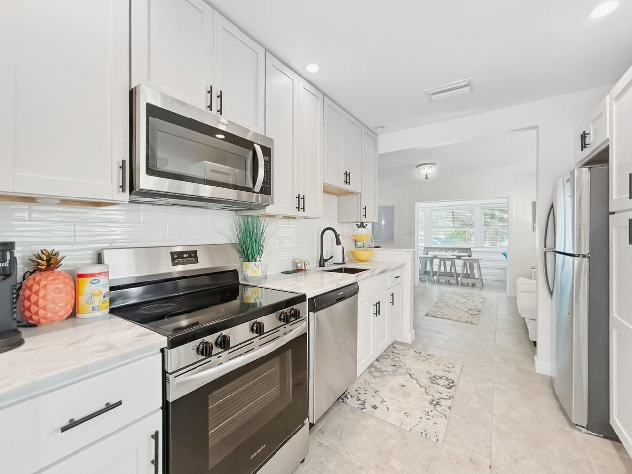 13006 Boca Ciega Ave - Photo 4 of 14