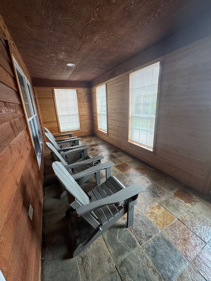 210 Aj Ln - Photo 2 of 13