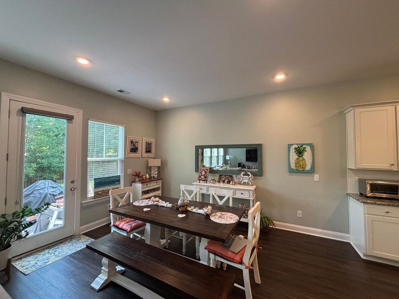 3044 Emma Ln - Photo 6 of 27