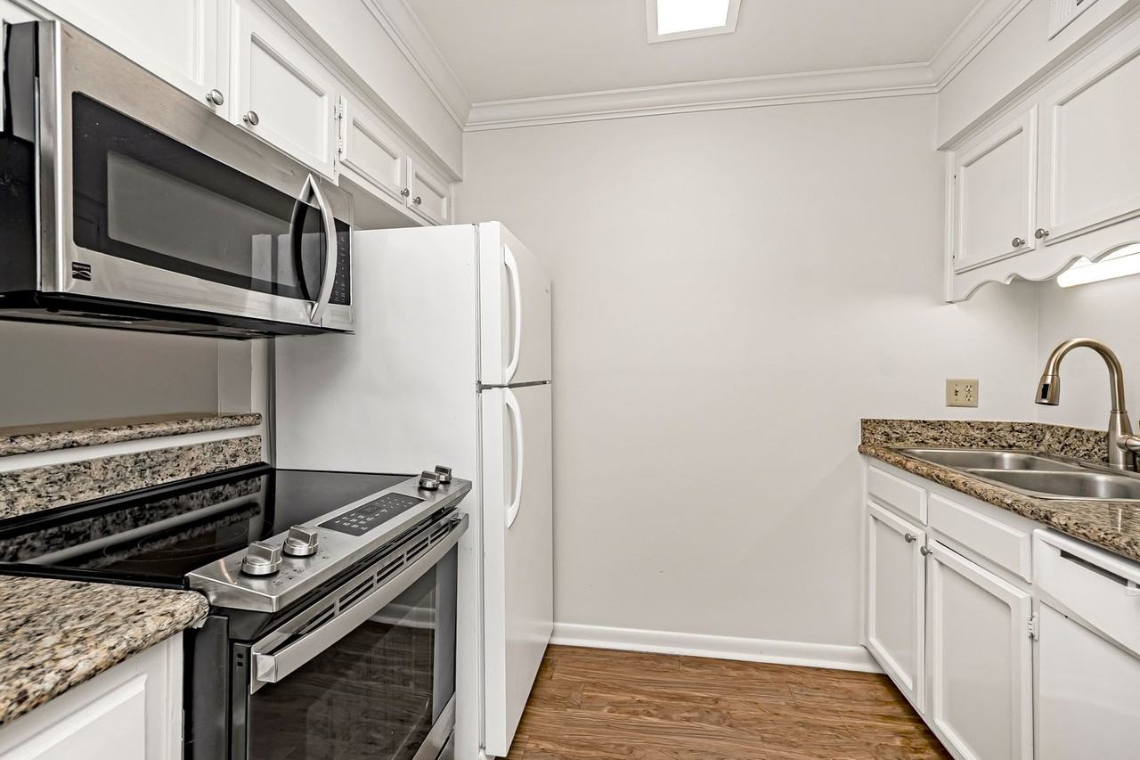 5243 Butter Creek Ln - Photo 2 of 13