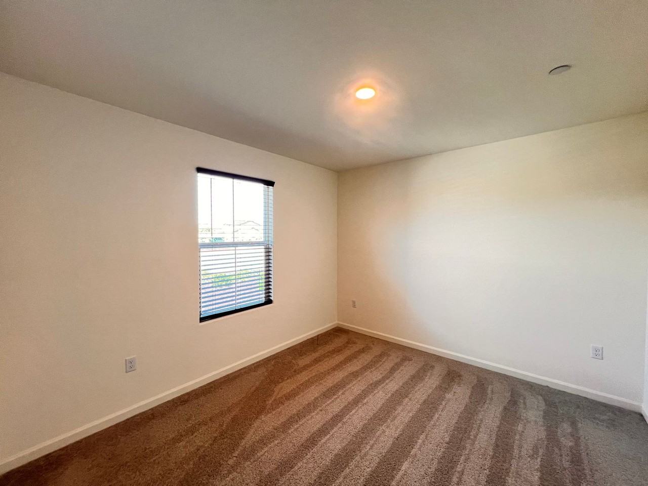 8603 Lunascape Ave - Photo 3 of 20