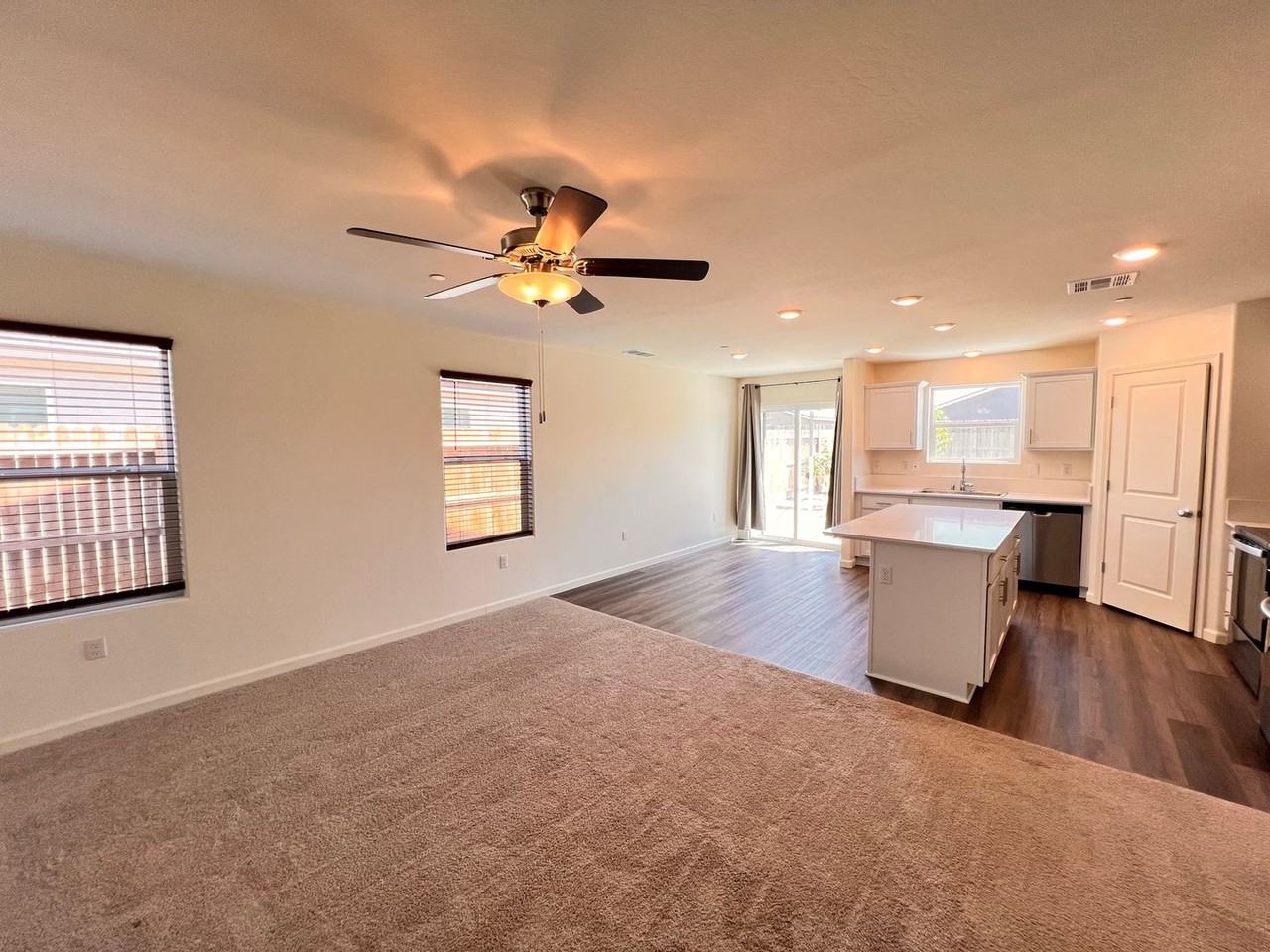 8603 Lunascape Ave - Photo 5 of 20