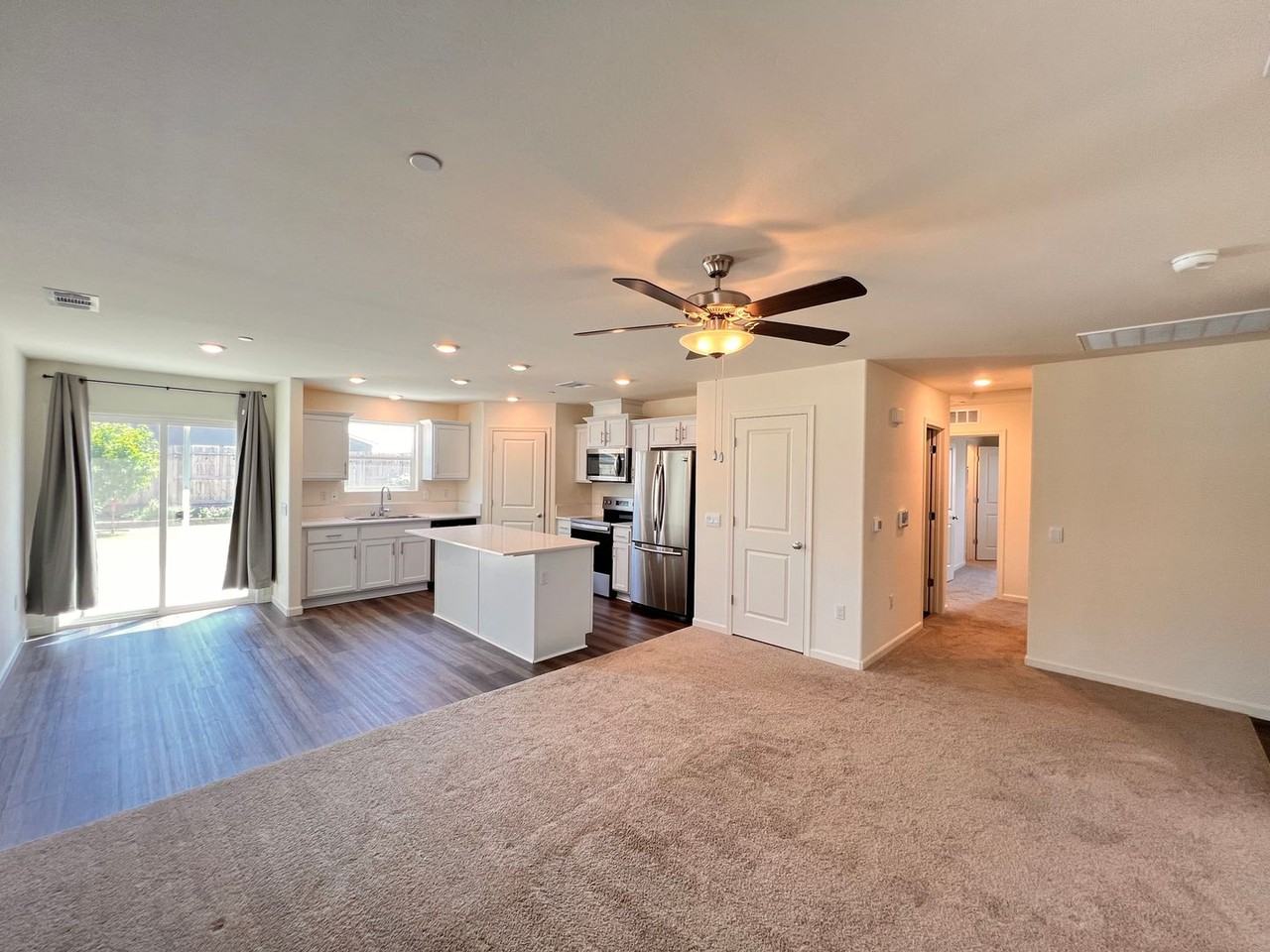 8603 Lunascape Ave - Photo 6 of 20