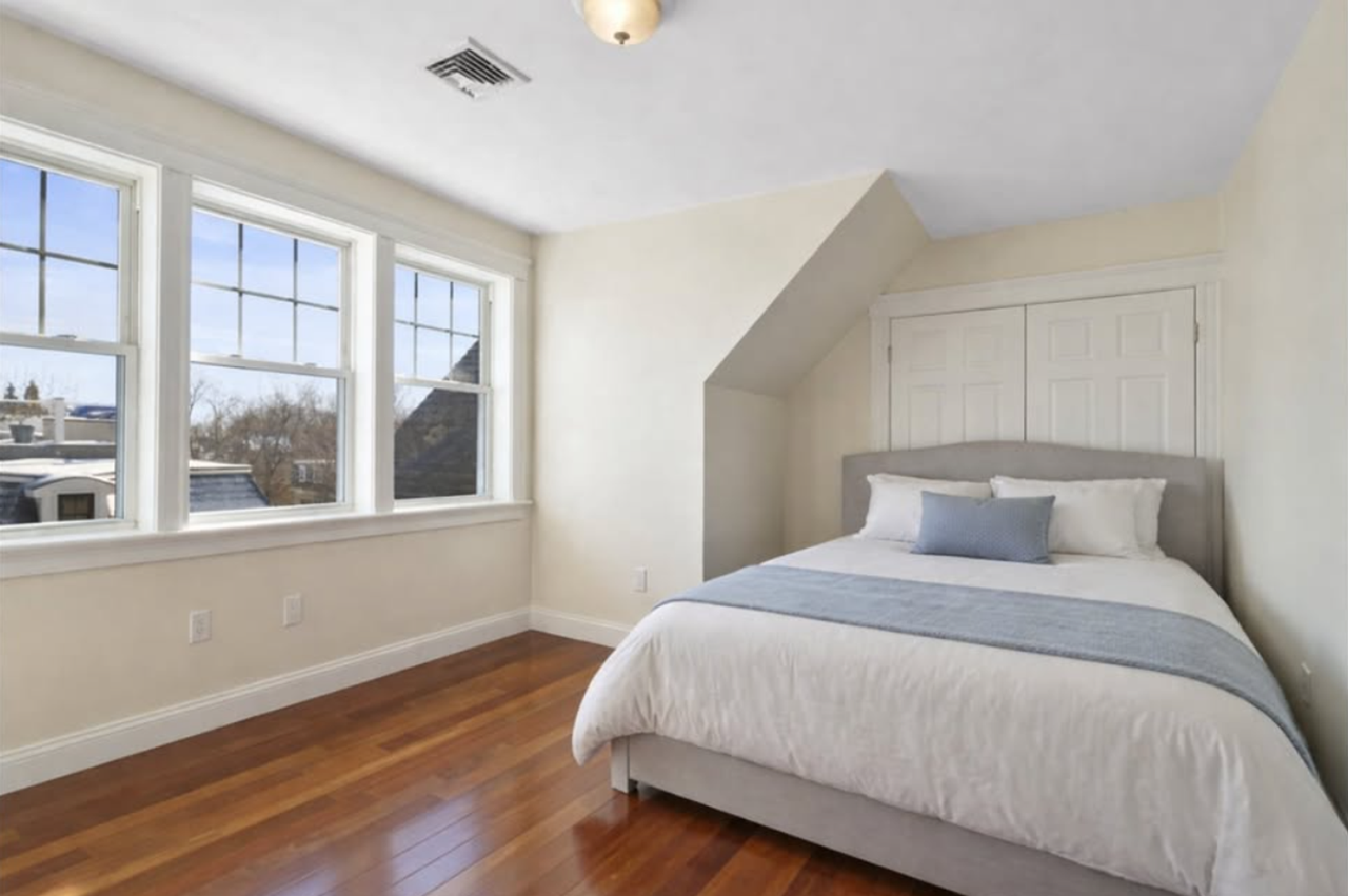 15 Millmont St #2 - Photo 4 of 16