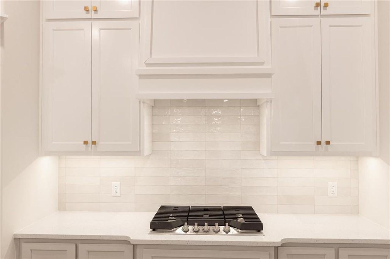 5732 Lantana Ln - Photo 6 of 29