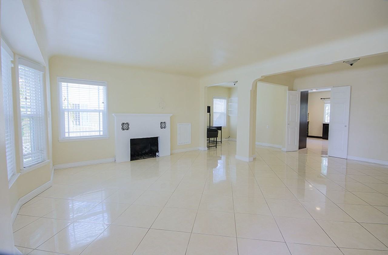 2920 Los Flores Blvd - Photo 5 of 44