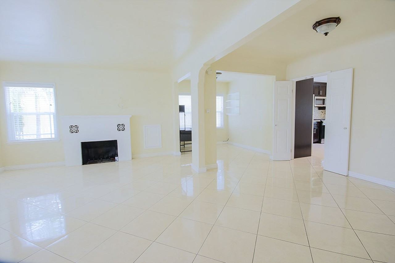2920 Los Flores Blvd - Photo 7 of 44