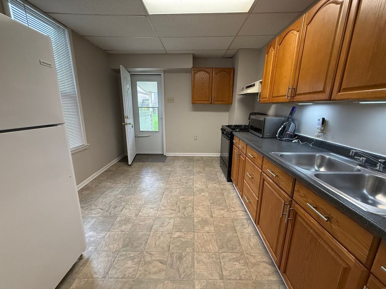 602 E 17th Ave - Photo 5 of 17