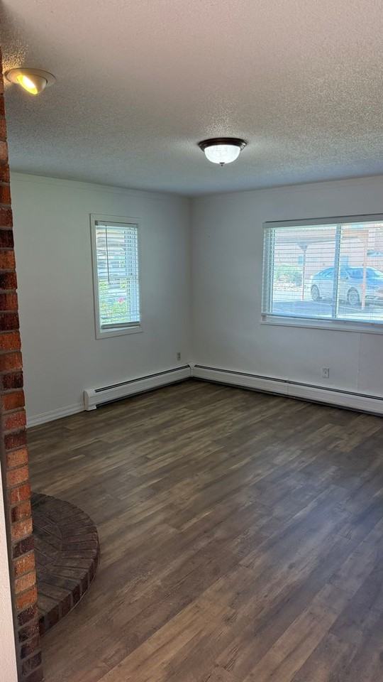 575 28 1/2 Rd - Photo 2 of 29