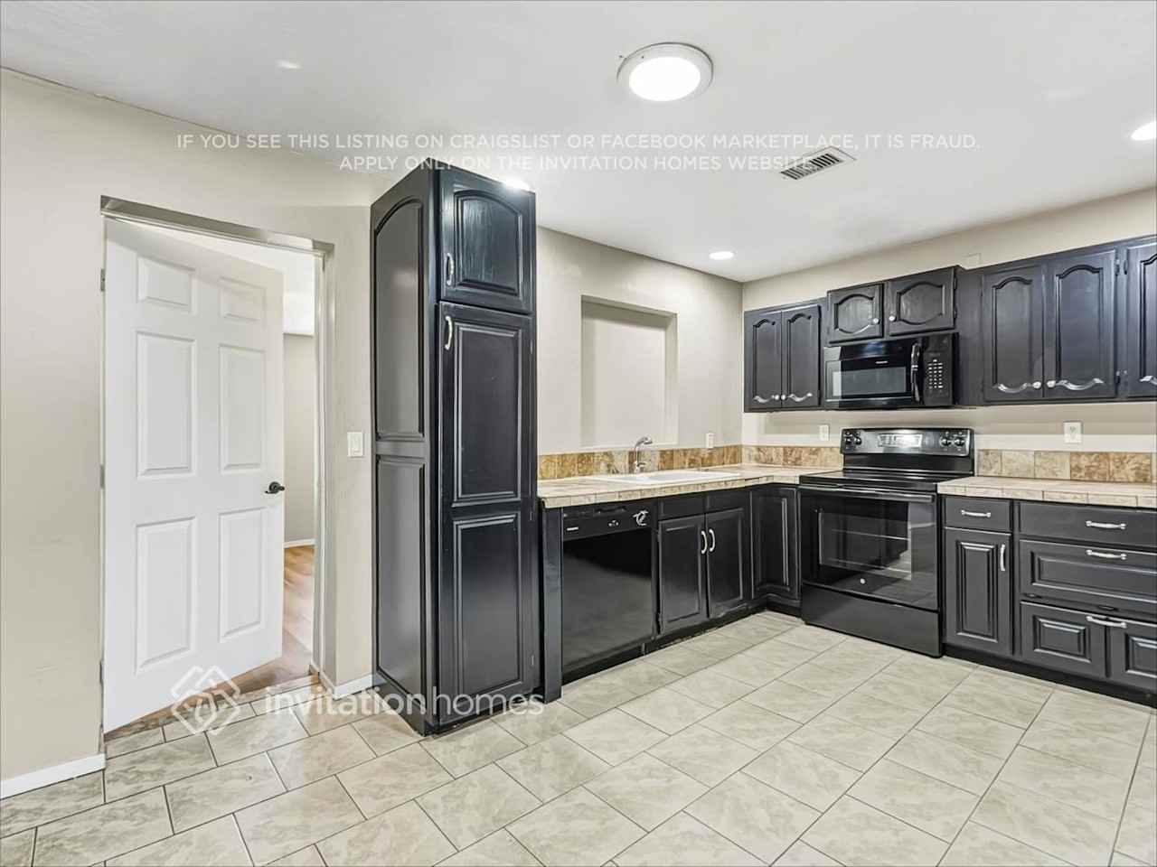 525 W 6th Dr - Photo 5 of 17