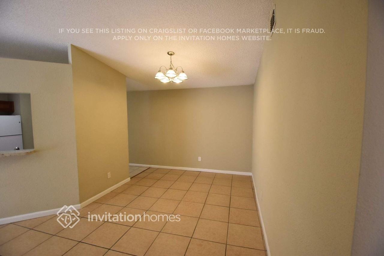 1649 Ashmore Green Dr - Photo 6 of 15