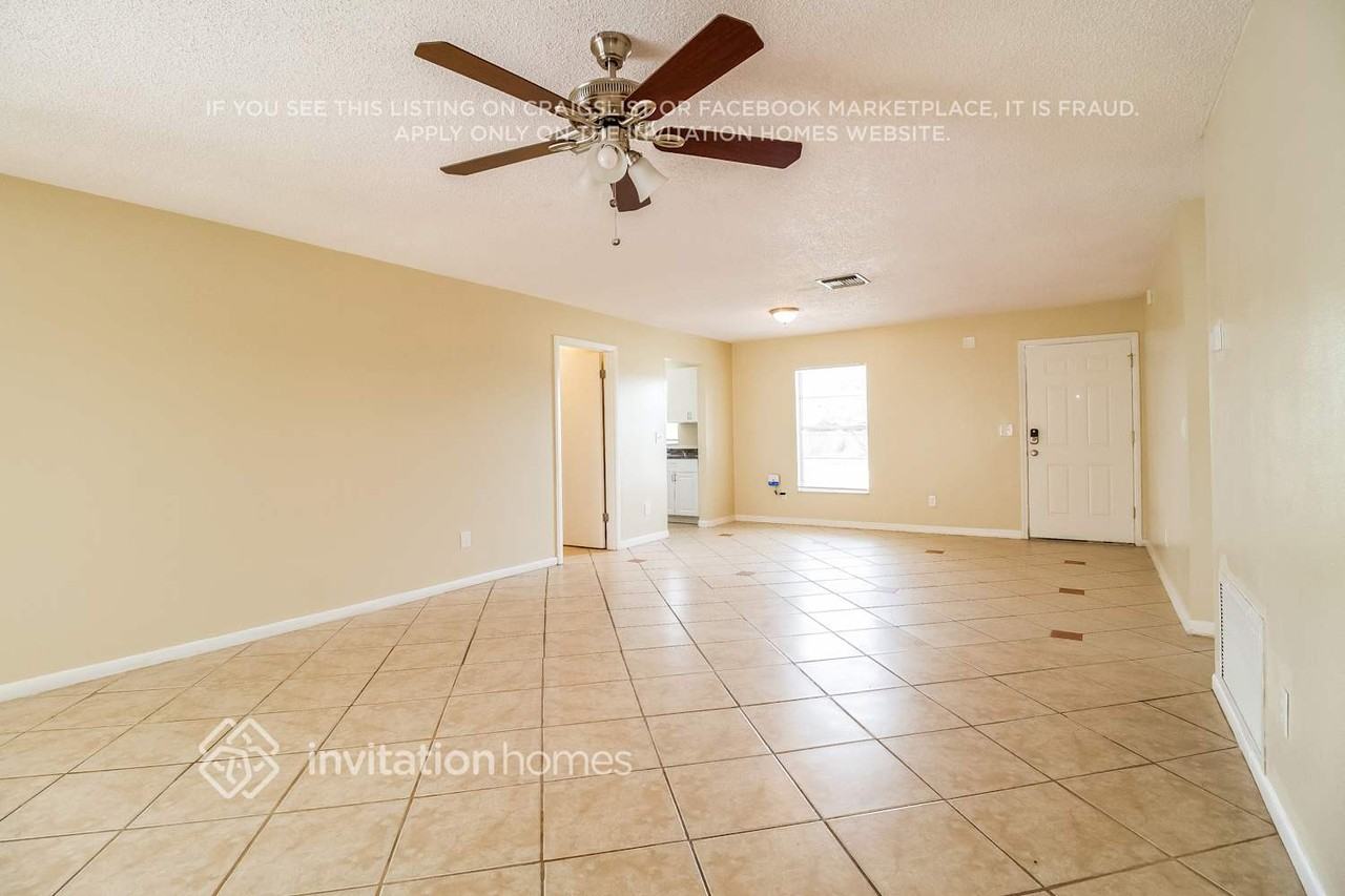 2309 Otis Ave - Photo 2 of 19