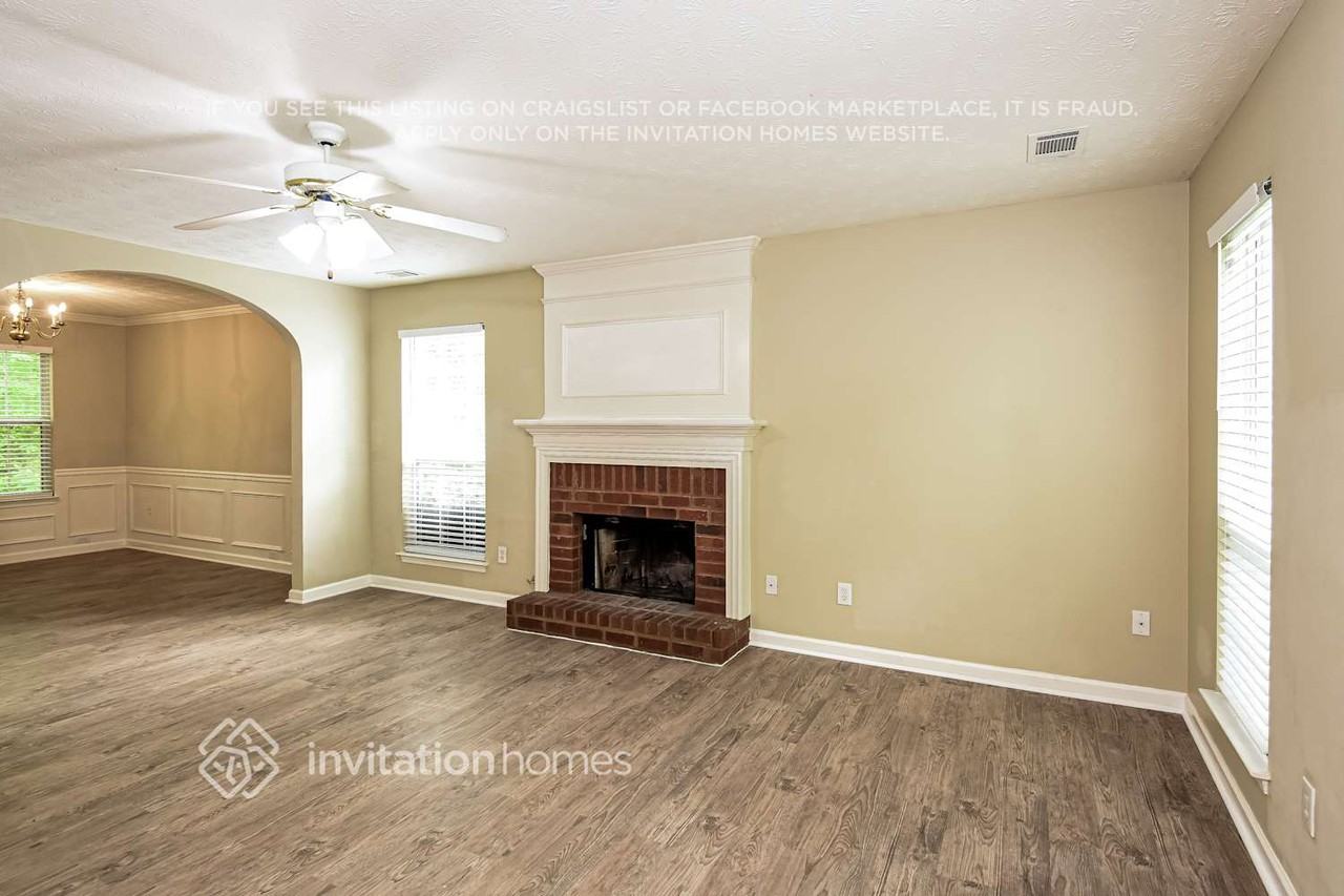 5765 Millstone Dr - Photo 4 of 18