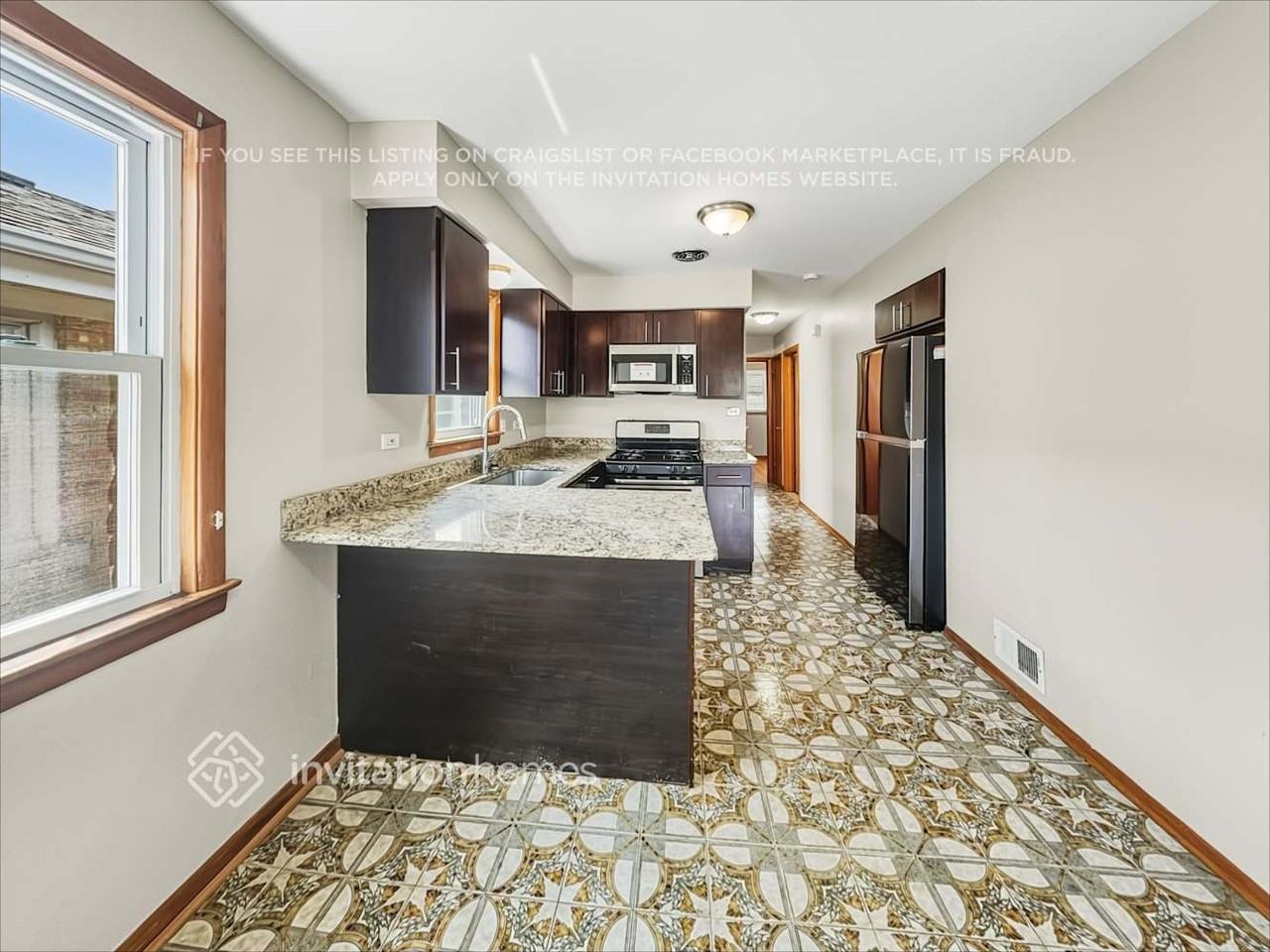 6447 W 63rd Pl - Photo 7 of 20