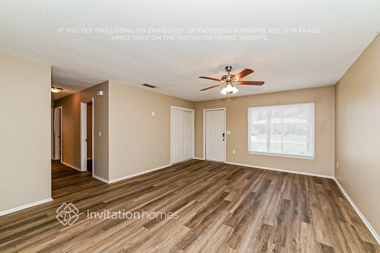 312 48th St W - Photo 4 of 17