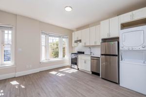 featured image of 1651 Market St