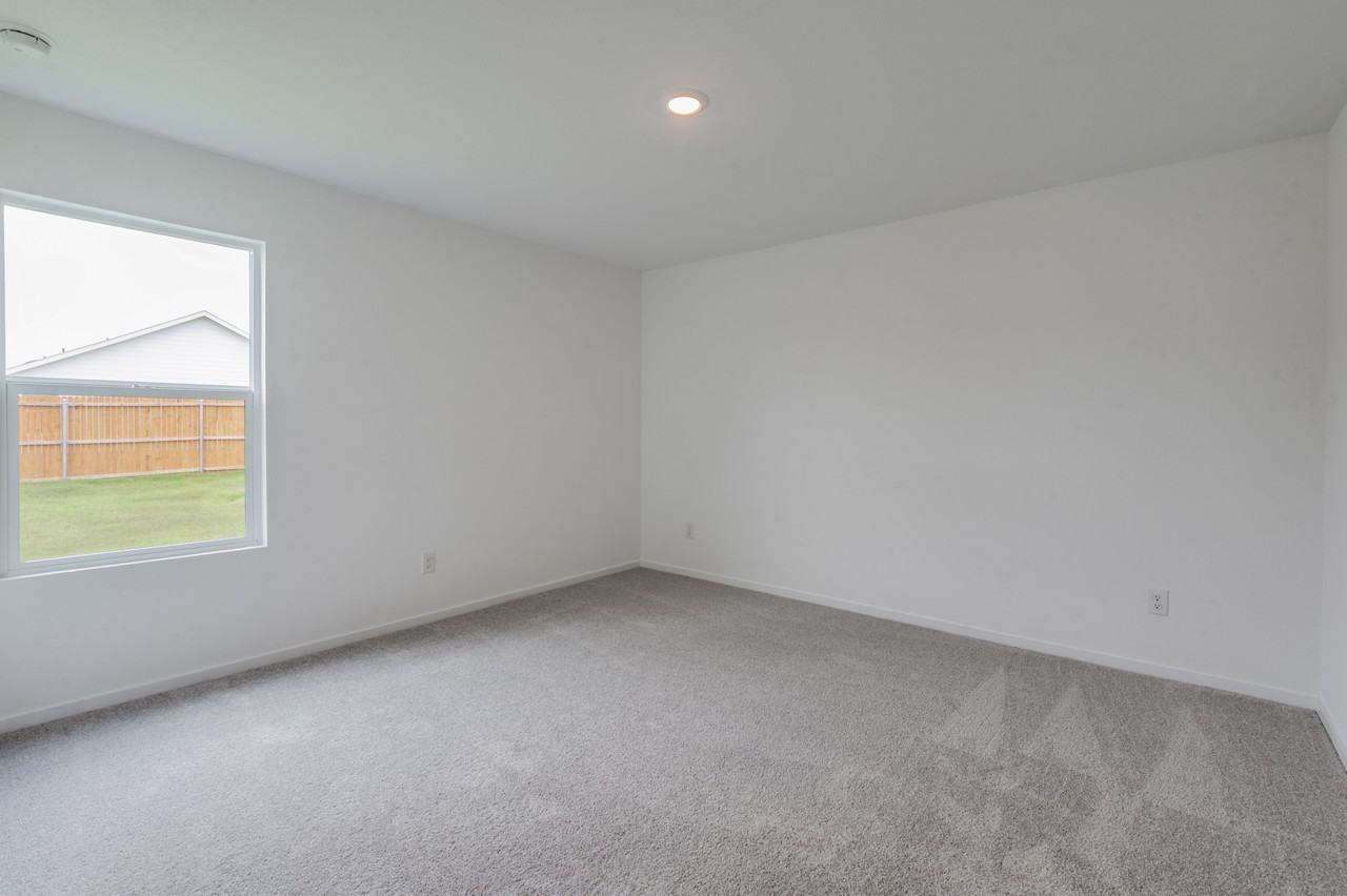 538 Montclair Ave #1 - Photo 7 of 12