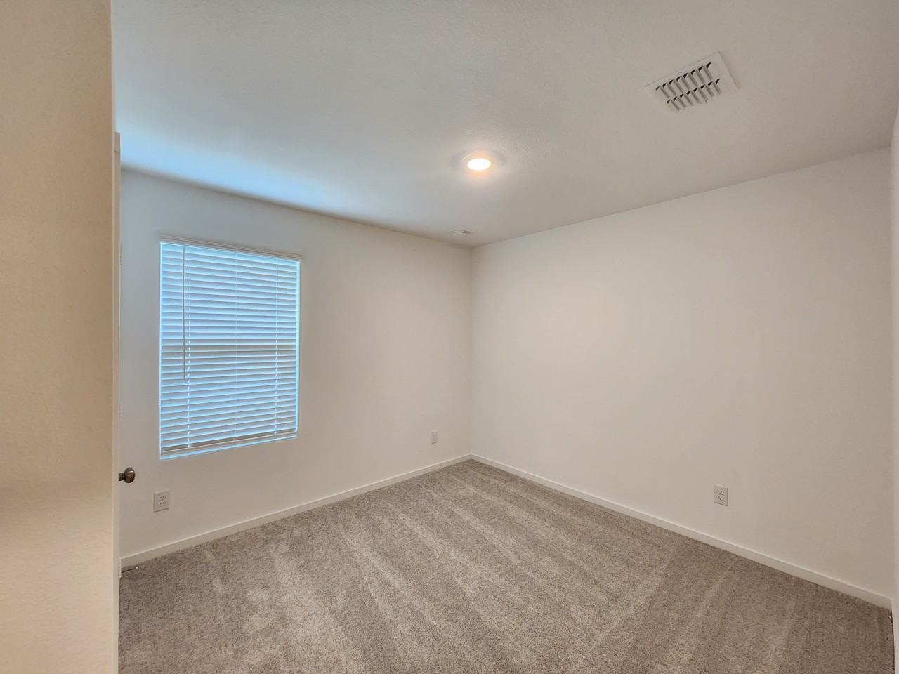 1043 Birkdale Dr #1 - Photo 5 of 13