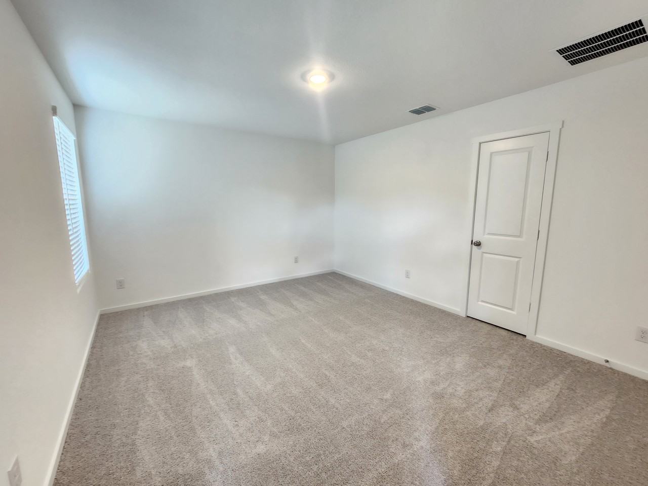 1043 Birkdale Dr #1 - Photo 7 of 13
